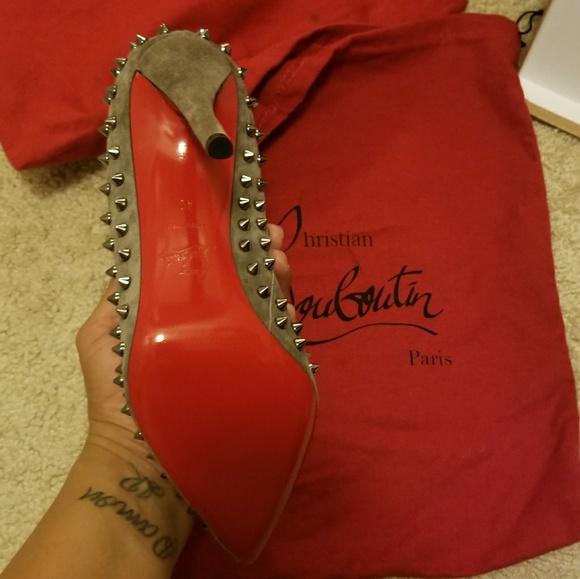 Chritian Louboutin woman's booty - Picture 5 of 5